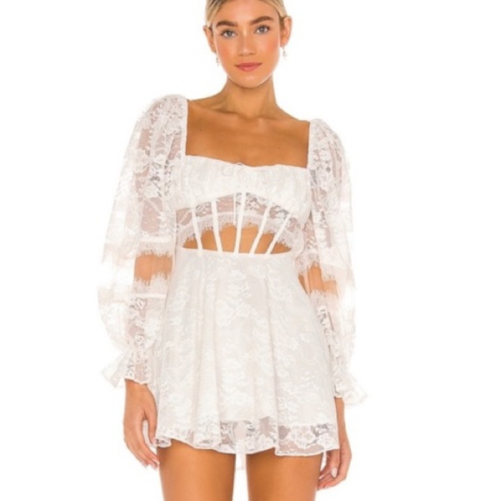 NWT Rosalie Swing Dress in White